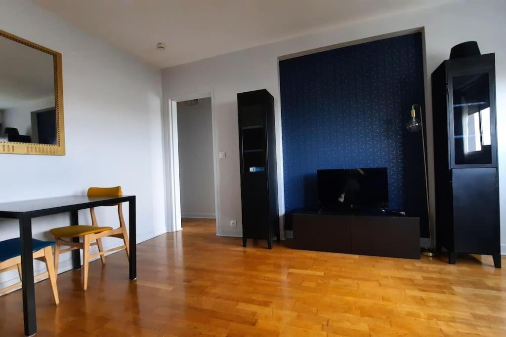 Appartement 2 Pieces Tres Lumineux 라 가렌느-콜롱브 외부 사진